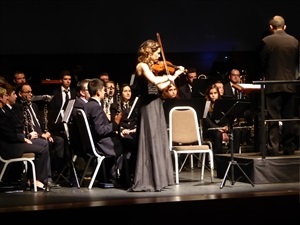 Elena Berenguer interpretó un solo de violín de "La Lista de Schindler" que emocionó a todo el público