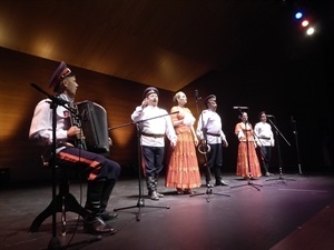 Los Cosacos del Don durante su actuación en l'Auditori de La Nucía