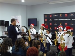 Alumnos de saxofón en la audición de Navidad
