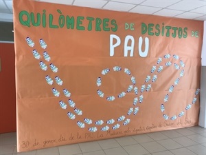 Mural del Día de la Paz en el Colegio Muixara