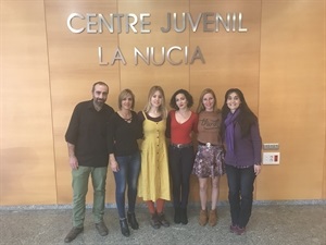 Las actrices seleccionadas junto al equipo de dirección y las concejalas Mª Jesús Jumilla y Gemma Márquez