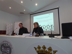 La doctora Maria Teresa Cabré de la Universidad Pompeu Fabra, durante su ponencia
