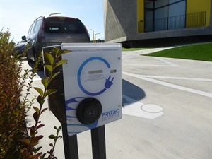 Otro de los puntos de recarga de coches eléctricos está ubicado en el Lab_Nucia