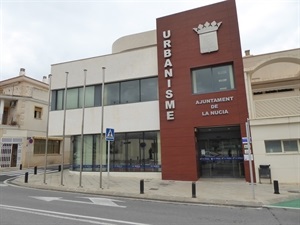 La OMIC de La Nucía está ubicada en el Edificio de Urbanismo, junto al Centre de Salut