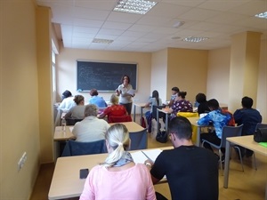 Las clases se imparten en el edificio de "Escoles Municipals" de La Nucía