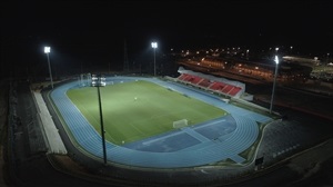 Vista nocturna del Estadi Olímpic Camilo Cano de La Nucía