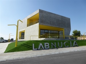 Actualmente 35 empresas desarrollan su labor en este centro de coworking y lanzadera del emprendedurismo de La Nucía