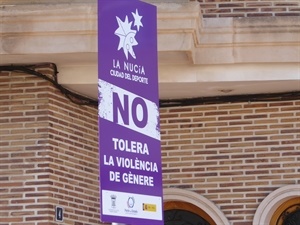 Los carteles expresan la “tolerancia cero” contra esta lacra social