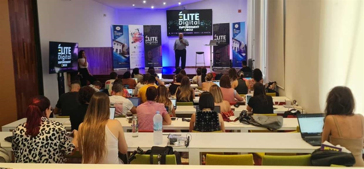32 empresarios se formaron en las Jornadas de "Elite Digital" en La Nucía