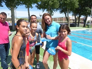 Nadadores de toda la geografía nacional participan en el Campus de Natación Melani Costa